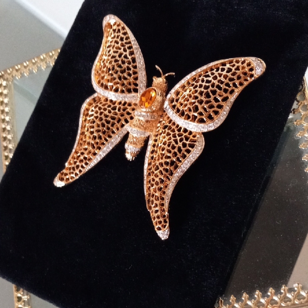 Vintage Signed CINER Gold Tone Butterfly Brooch Amber & Clear Rhinestones Large